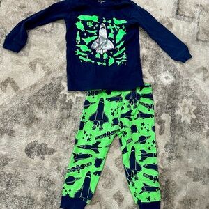 Carters Kids Space-Themed Pajamas Set - Navy and Green 9-months